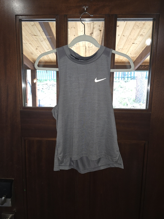 Nike Tops - Nike Dri-FIT Running Tank Top – Women's Small – Gray